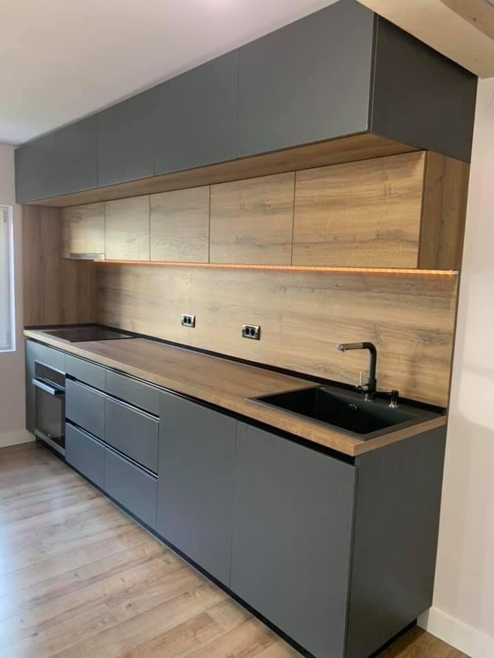 KITCHEN CABINET